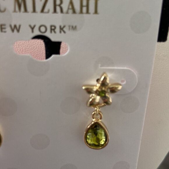 Isaac Mizrahi NWT earrings flower design with a green crystal drop - Picture 2 of 5